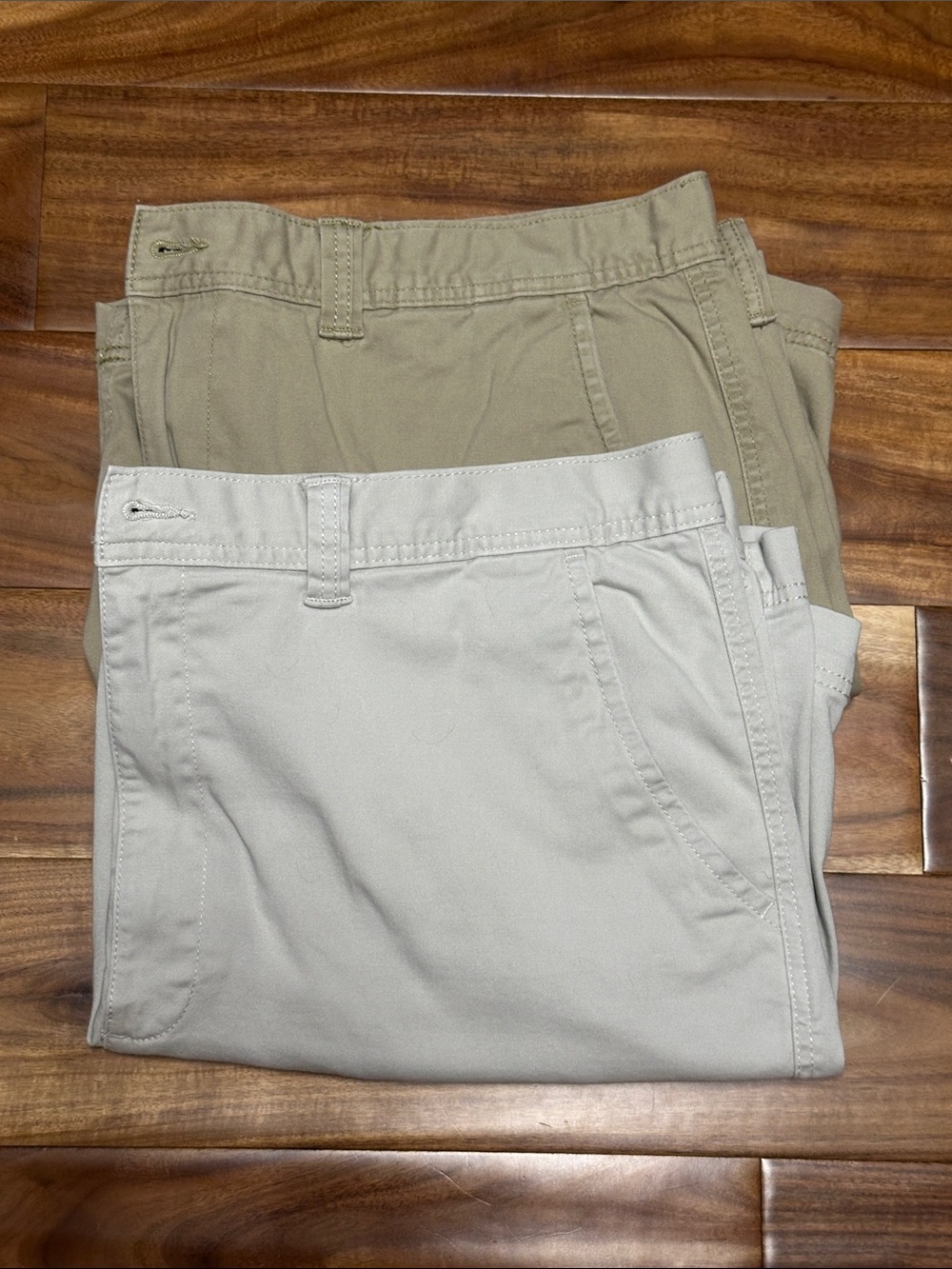 Bundle of Men's Casual Chino Shorts in Light Khaki and Tan Size 44